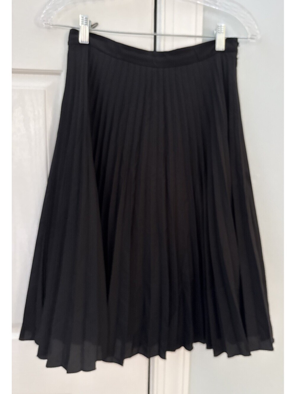 Burberry Sunburst Pleated Skirt Black US 4 Classic